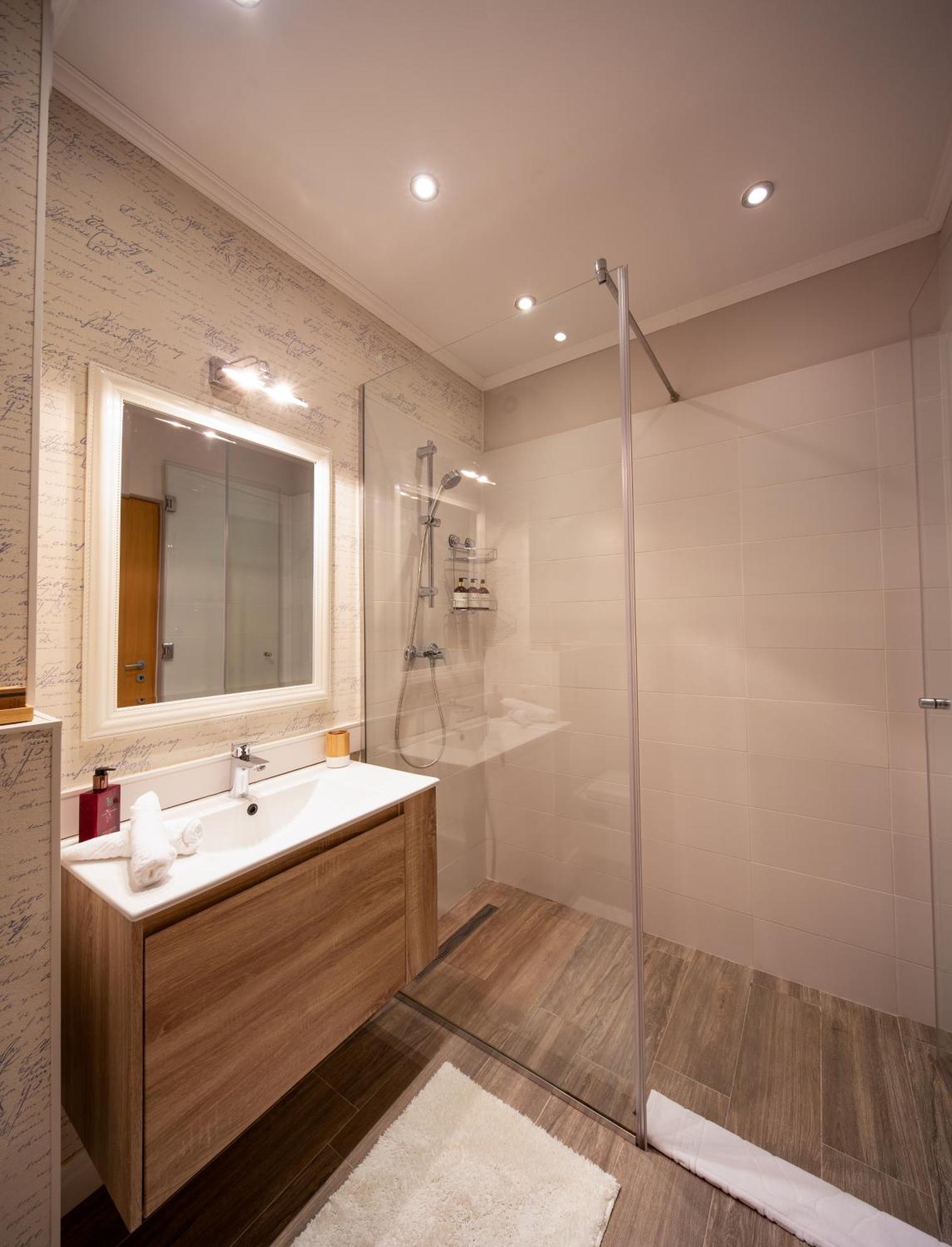 Stylish Condo - Parking And Balcony Cluj-Napoca Eksteriør bilde